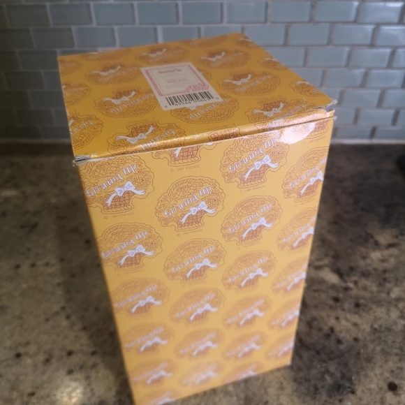 Vintage 1981 Enesco Porcelain Growing Up Birthday Girl Age 16  Figurine 7. 5" - Picture 9 of 10